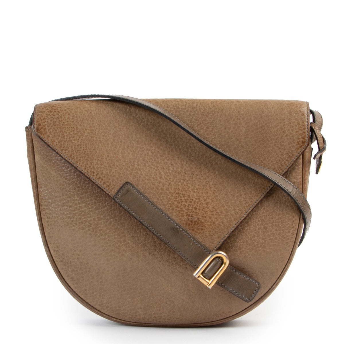 Shop safe online Delvaux brown crossbody bag in good condition, Shop online 100% authentic Delvaux crossbody bag in good condition, Preloved Delvaux crossbody bag in good condition.
