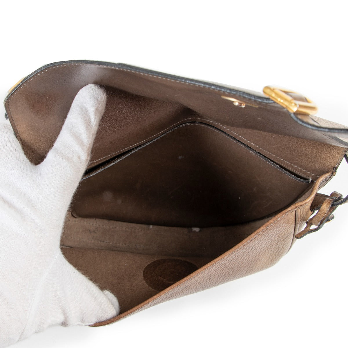 Shop safe online Delvaux brown crossbody bag in good condition, Shop online 100% authentic Delvaux crossbody bag in good condition, Preloved Delvaux crossbody bag in good condition.