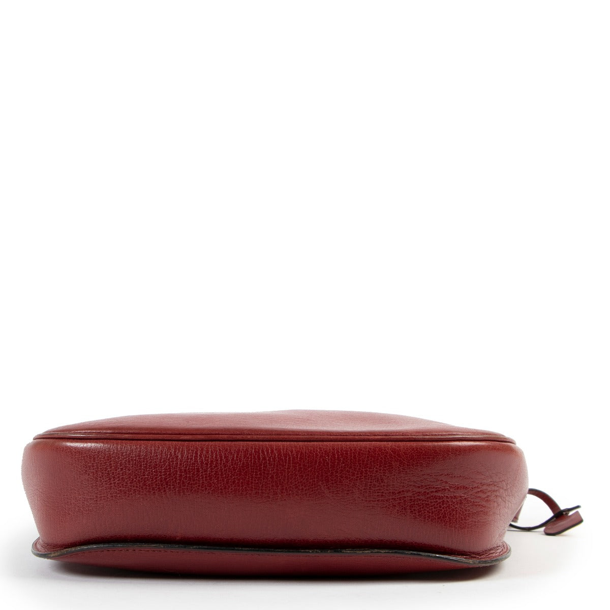 Shop safe online Delvaux red crossbody bag, Shop online 100%authentic Delvaux red crossbody bag, Preloved Delvaux crossbody bag in very good condition.