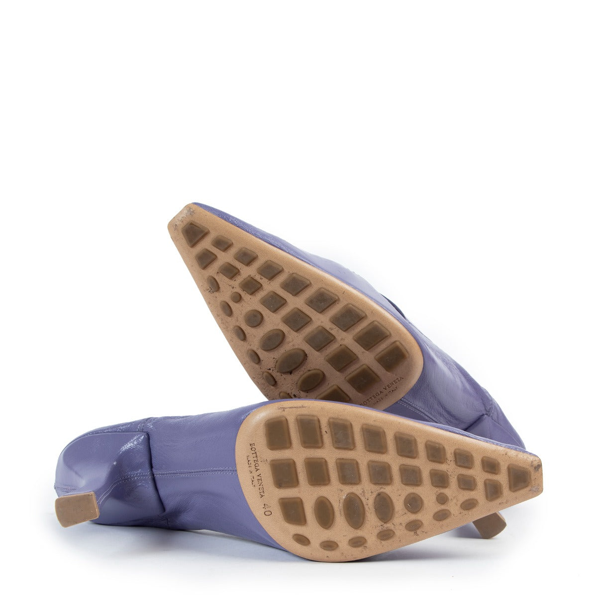 Shop authentic second hand luxury high-end designer Bottega Veneta Lavender Purple Madame Leather Pumps at Labellov