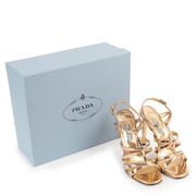 Shop safe online at Labellov in Antwerp these 100% authentic second hand Prada Gold Pumps - Size 38