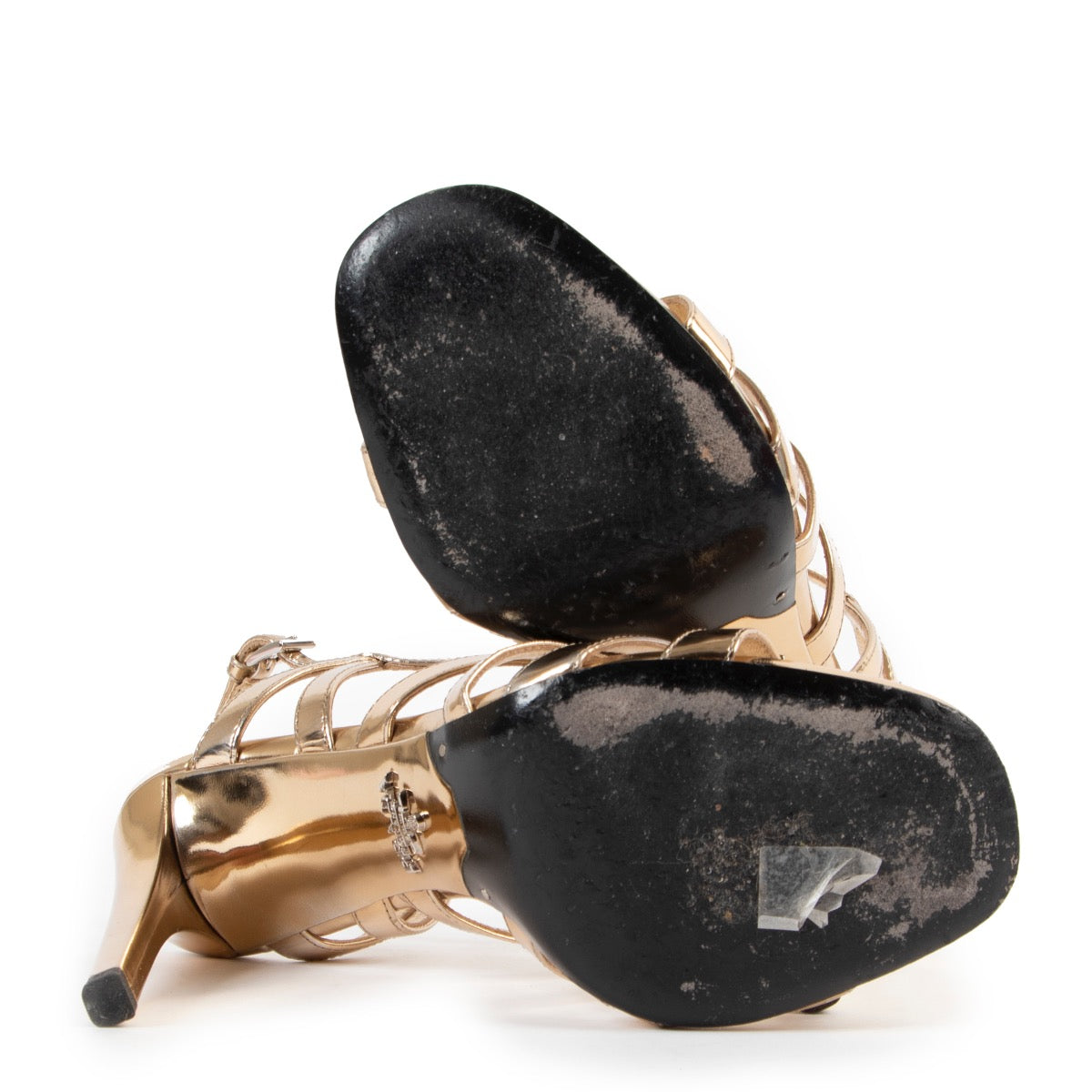 Shop safe online at Labellov in Antwerp these 100% authentic second hand Prada Gold Pumps - Size 38