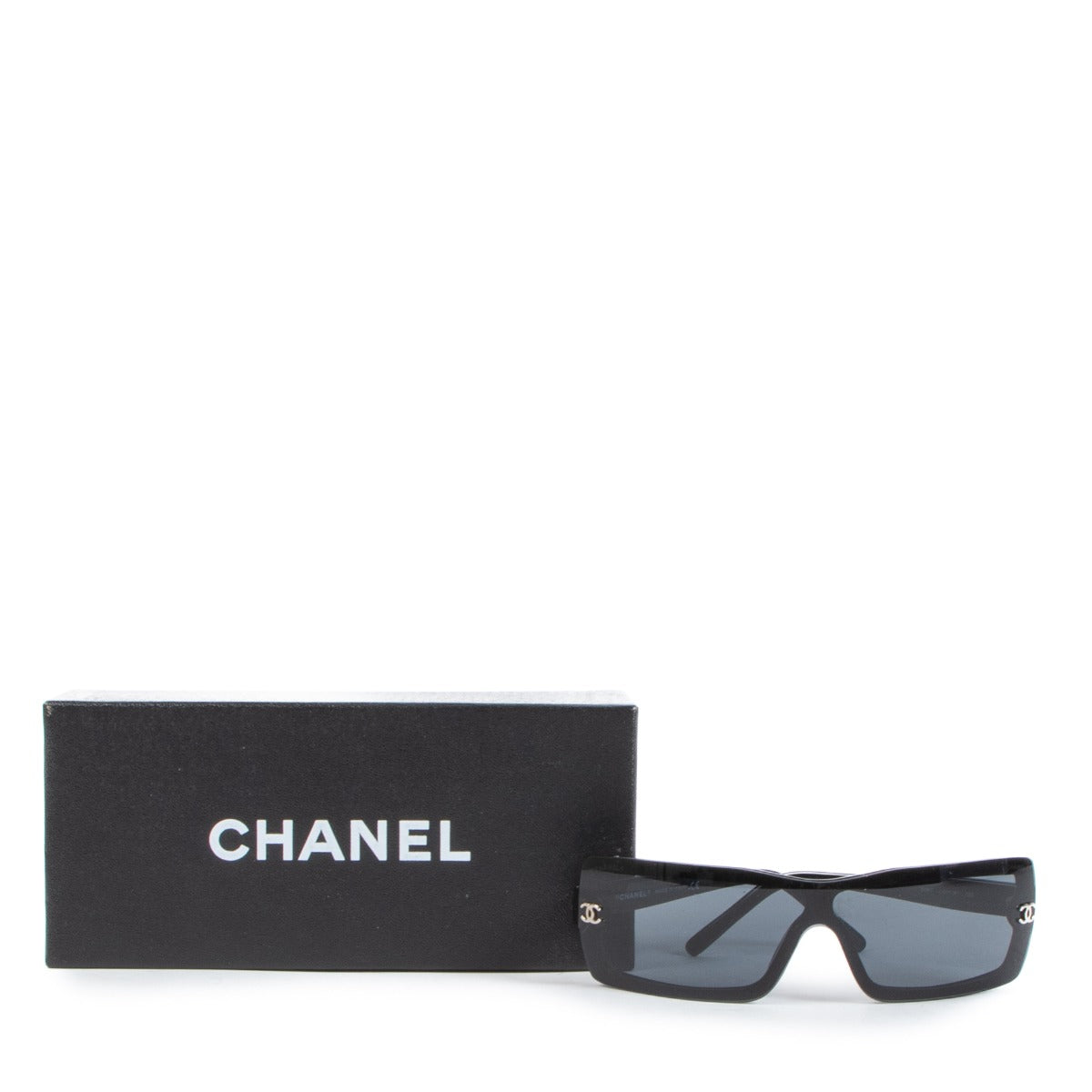 Lunettes de soleil Chanel 5067 noires