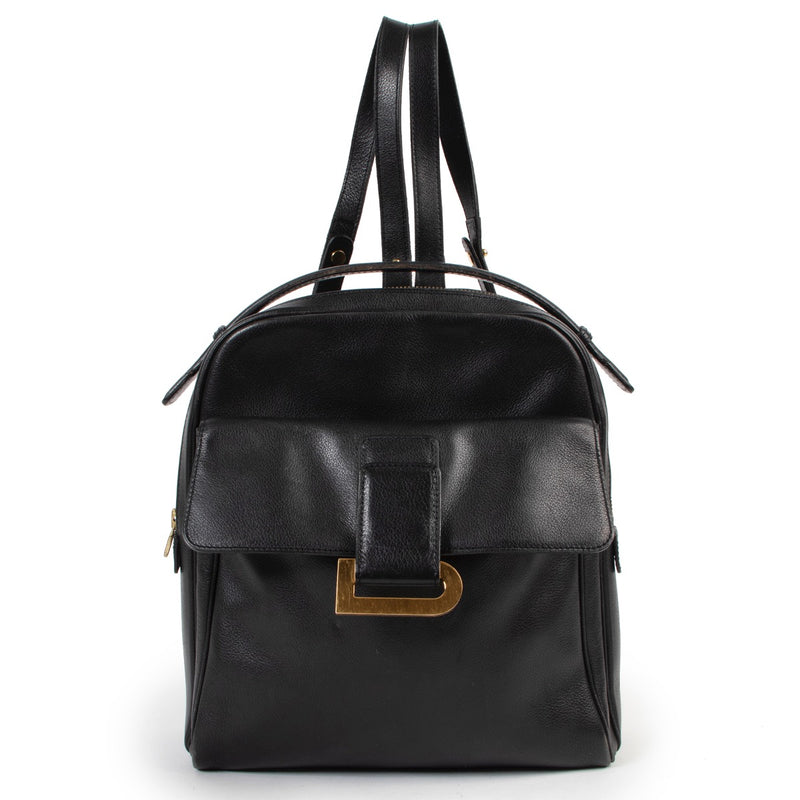 Buy luxury second hand designer high-end fashion Delvaux Onde Black Leather Backpack at Labellov.