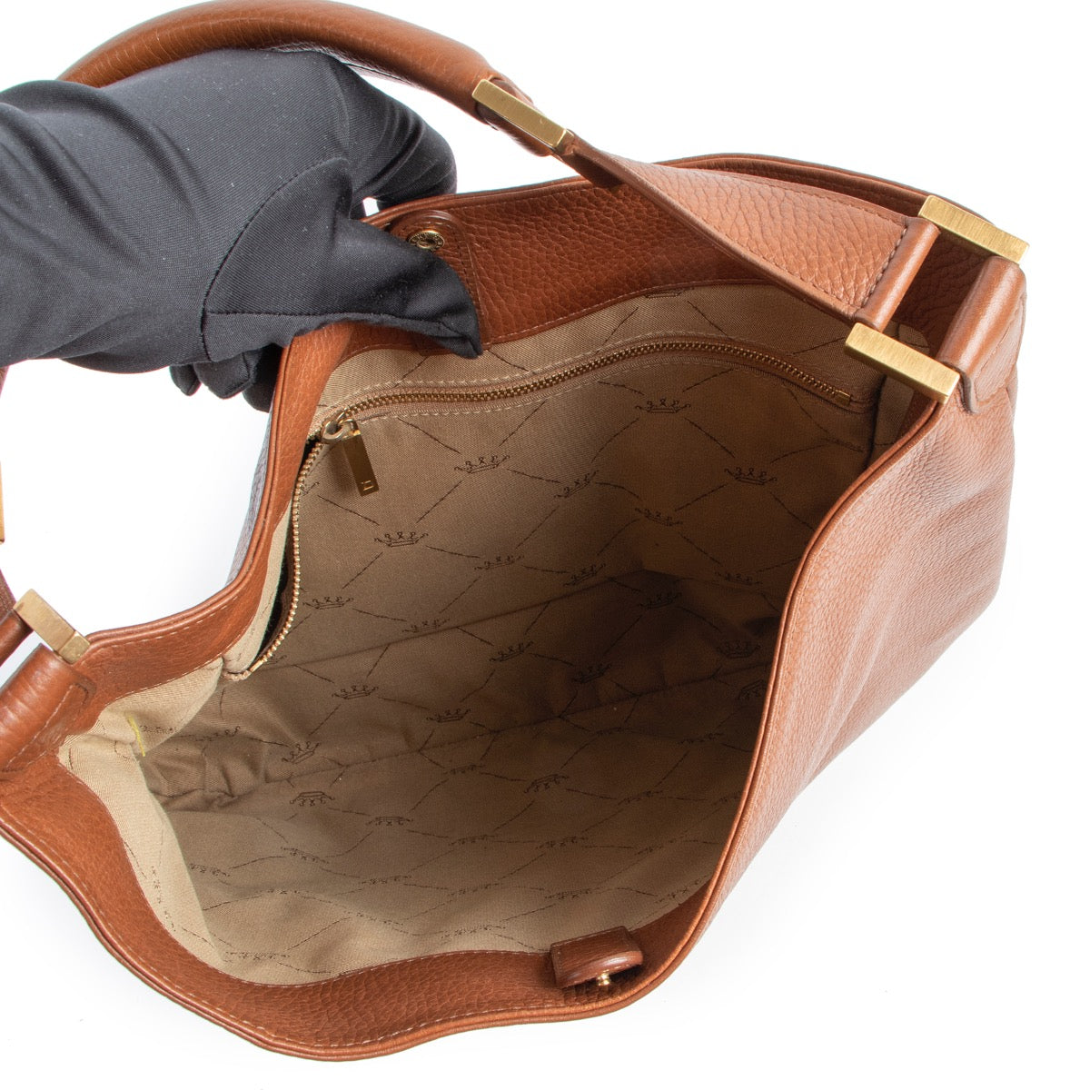 Buy authentic second hand Delvaux Brown Le Louis Shoulder Bag in very good condition at Labellov in Antwerp.