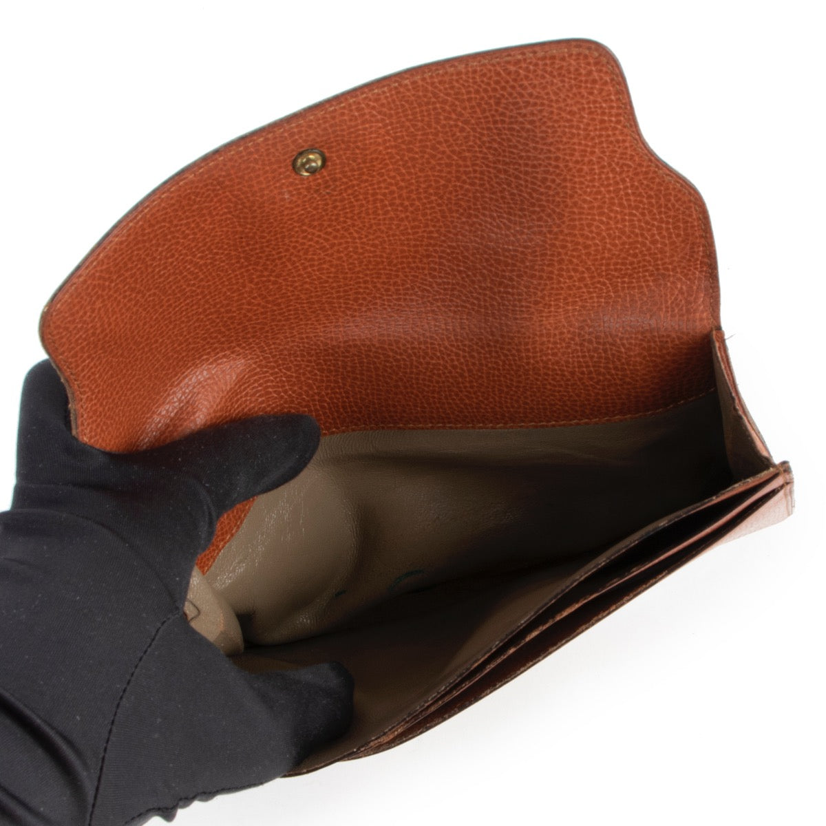 Shop now for your pre-loved, 100% authentic Delvaux Cognac Leather Wallet, at Labellov.