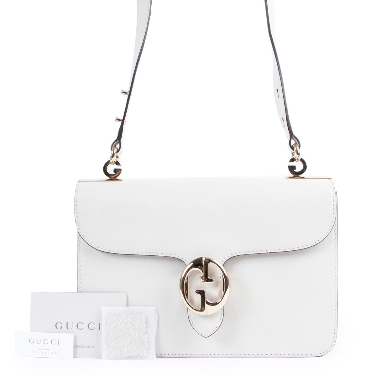 Buy authentic second hand Gucci White 1973 Medium Flap Shoulder Bag in good condition at Labellov in Antwerp.