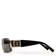 Shop safe online at Labellov in Antwerp, Brussels and Knokke these 100% authentic second hand Chanel Black Frame CC Rhinestone Sunglasses
