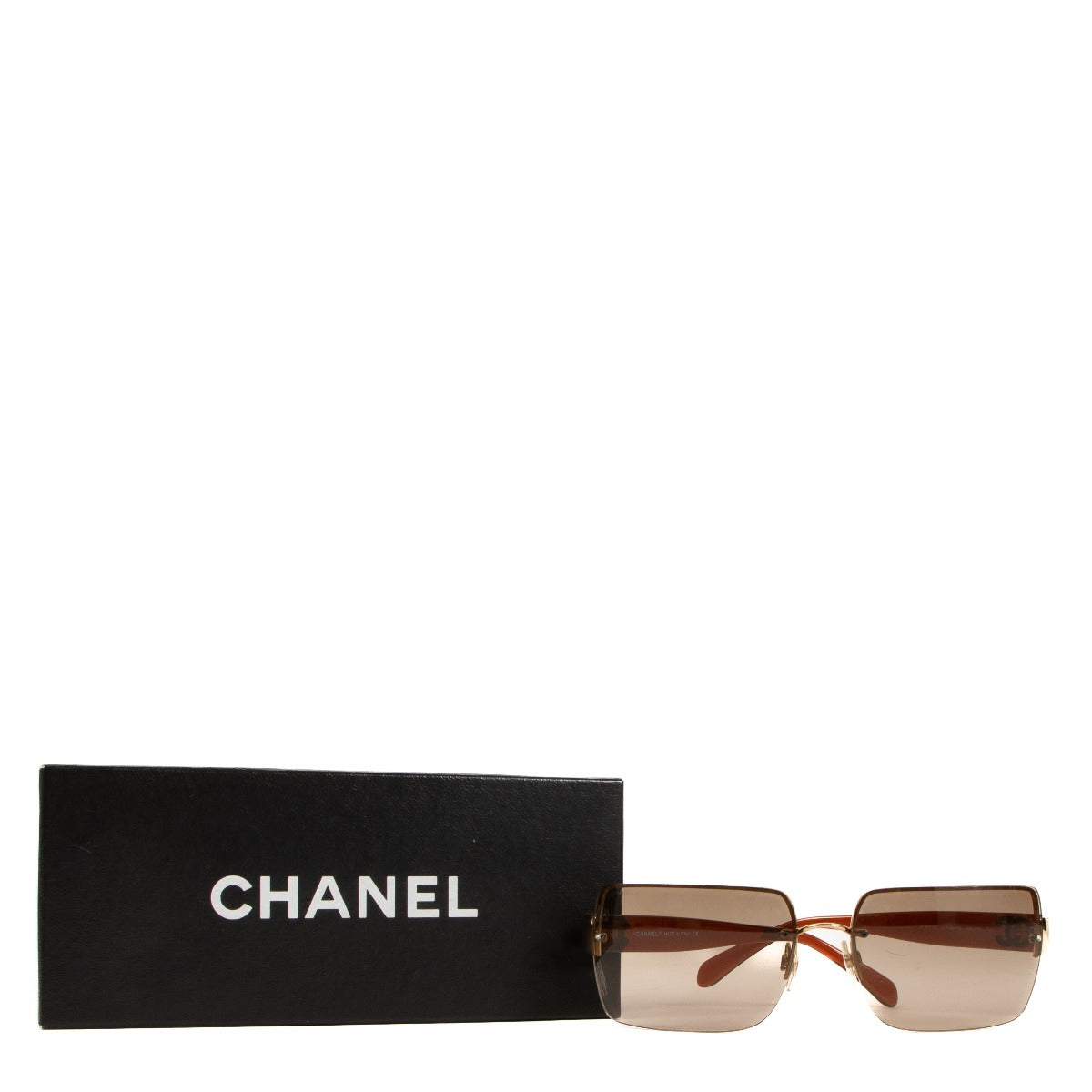 Chanel sunglasses, sunglasses, chanel paris, preloved, stylish, retro, vintage chanel, preloved chanel, Labellov, Antwerp
