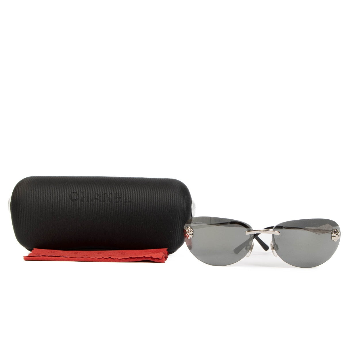 Shop safe online at Labellov these 100% authentic second hand Chanel Black 4084 Camellia Oval Sunglasses