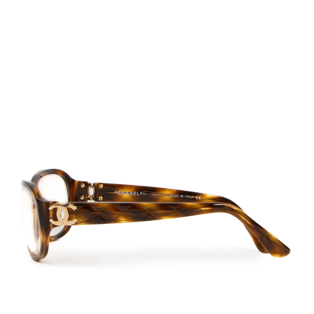 Shop safe online at Labellov in Antwerp, Brussels and Knokke these 100% authentic second hand Chanel Tortoise 5051 CC Optical Glasses