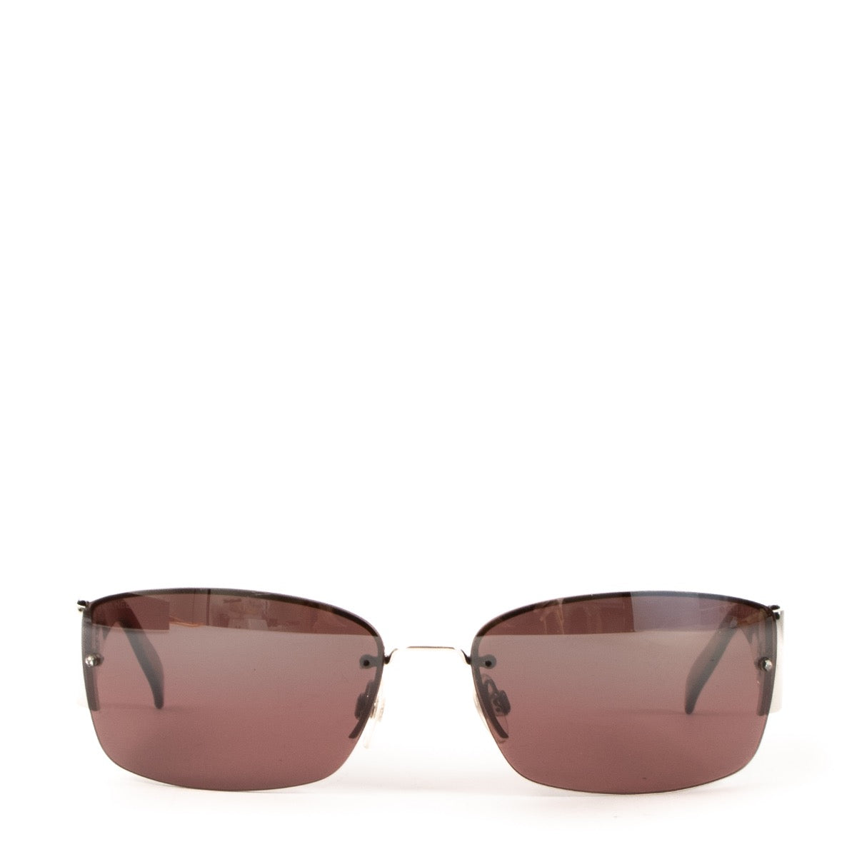 shop safe online at Labellov in Antwerp, Brussels and Knokke these 100% authentic second hand Chanel Red Acetate CC Rhinestone 4117 Sunglasses