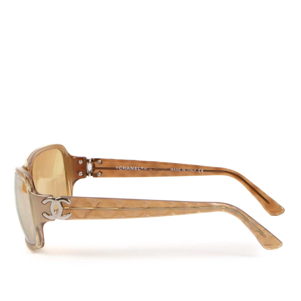 Shop safe online at Labellov these 100% authentic second hand Chanel Gold 3044 CC Quited Sunglasses
