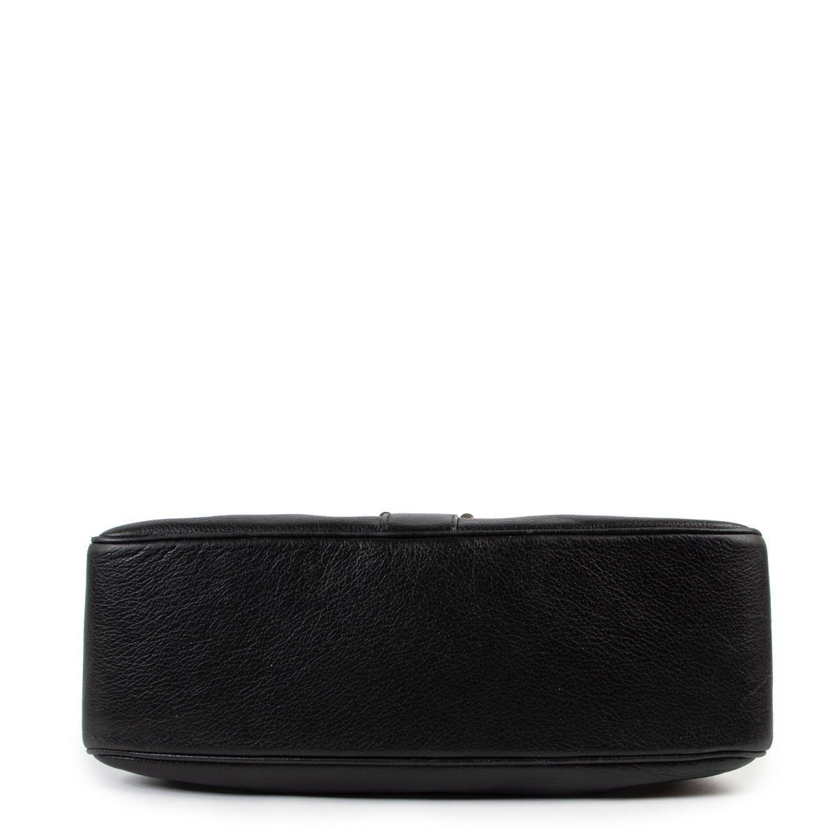Buy an authentic second hand Delvaux black leather Givry shoulder bag at Labellov