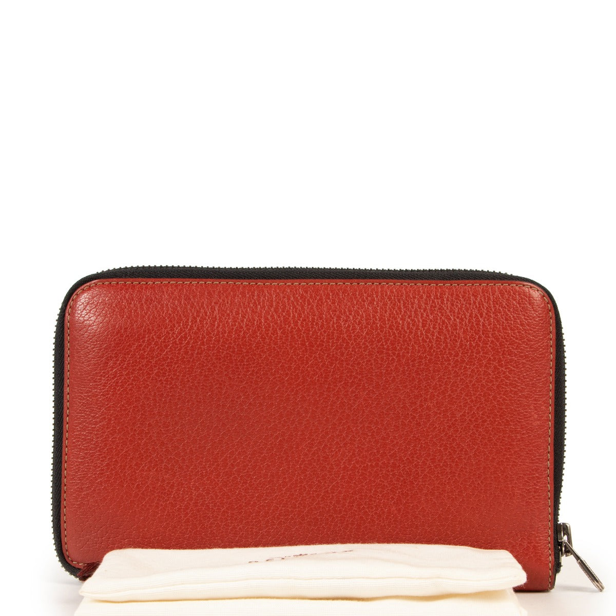 Shop authentic second hand designer vintage luxury fashion Delvaux Red Leather Zip Around Wallet at Labellov.