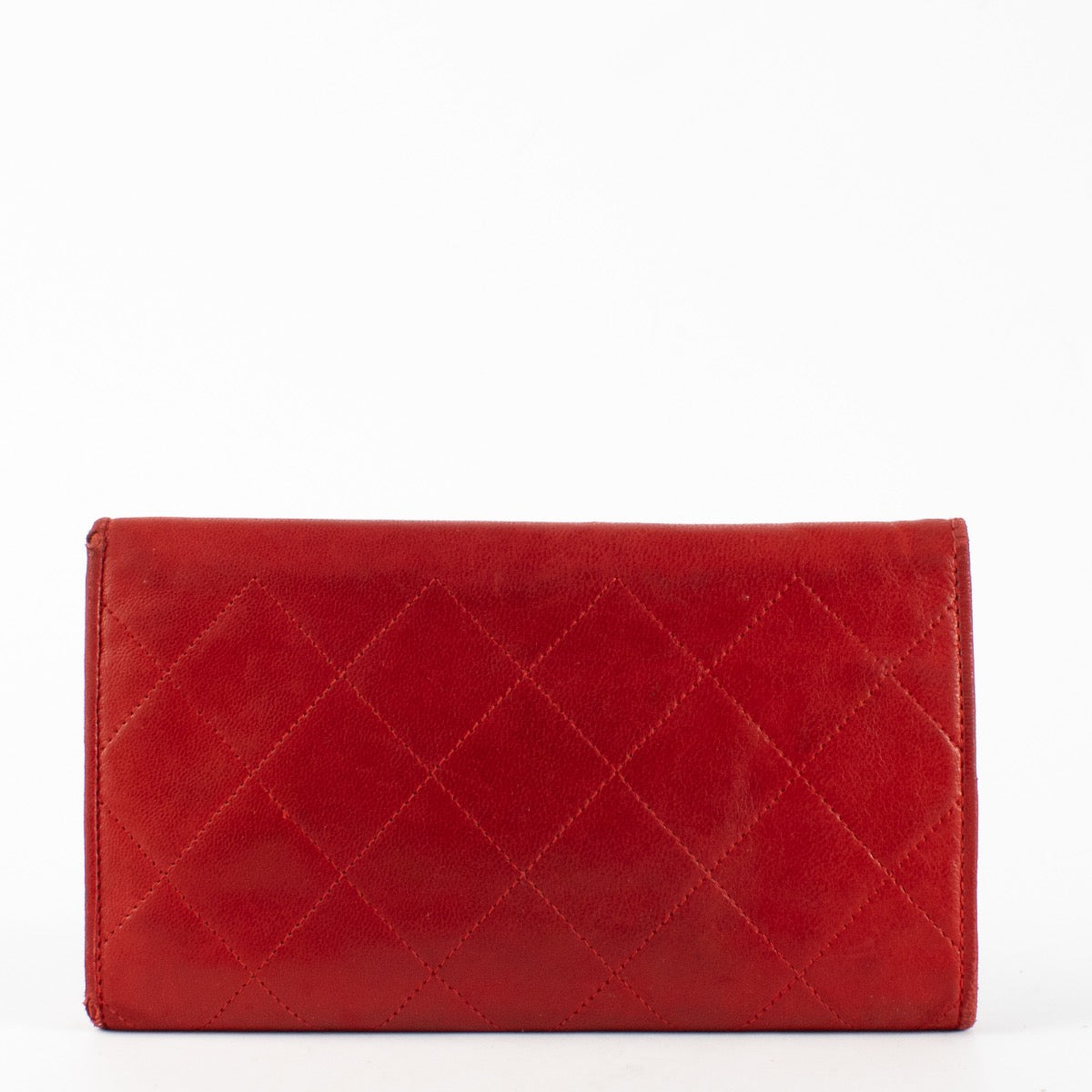 Authentic preloved Chanel Red Vintage Timeless CC Wallet on Labellov.com