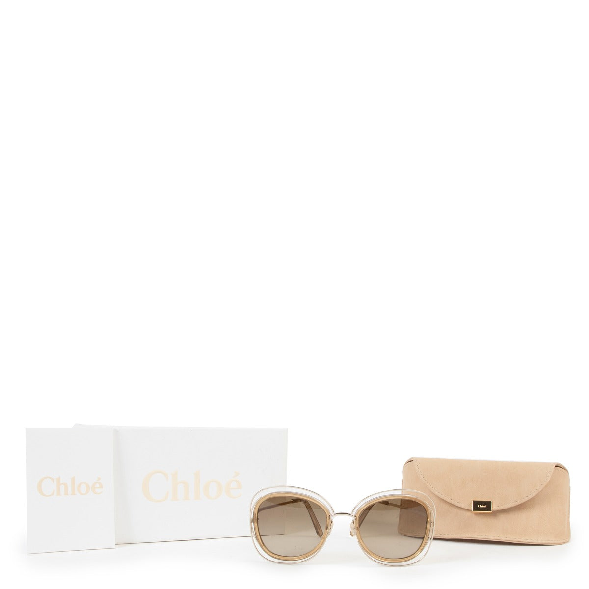 Shop safe online at Labellov in Antwerp this 100% authentic second hand Chloé Gold Glasses