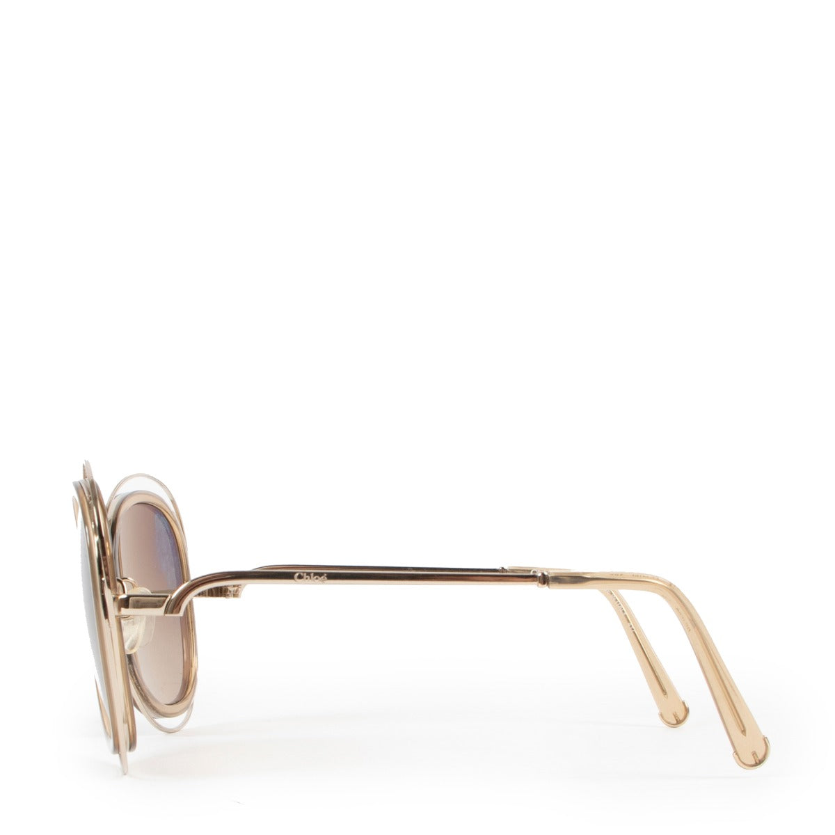 Shop safe online at Labellov in Antwerp this 100% authentic second hand Chloé Gold Glasses