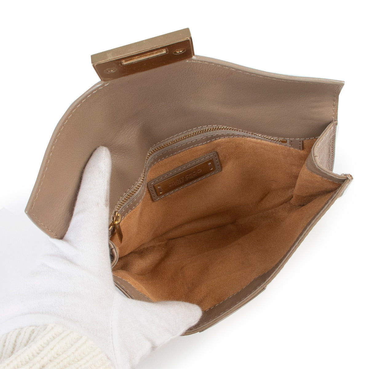 Shop safe online at Labellov in Antwerp this 100% authentic second hand Jimmy Choo Taupe Enveloppe Clutch