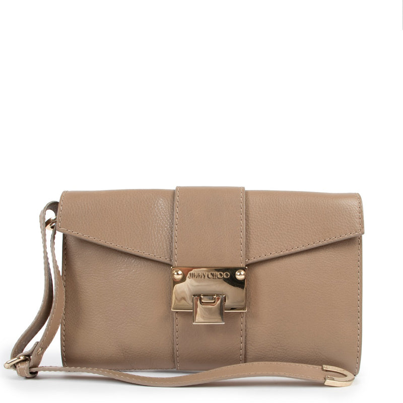 Shop safe online at Labellov in Antwerp this 100% authentic second hand Jimmy Choo Taupe Enveloppe Clutch