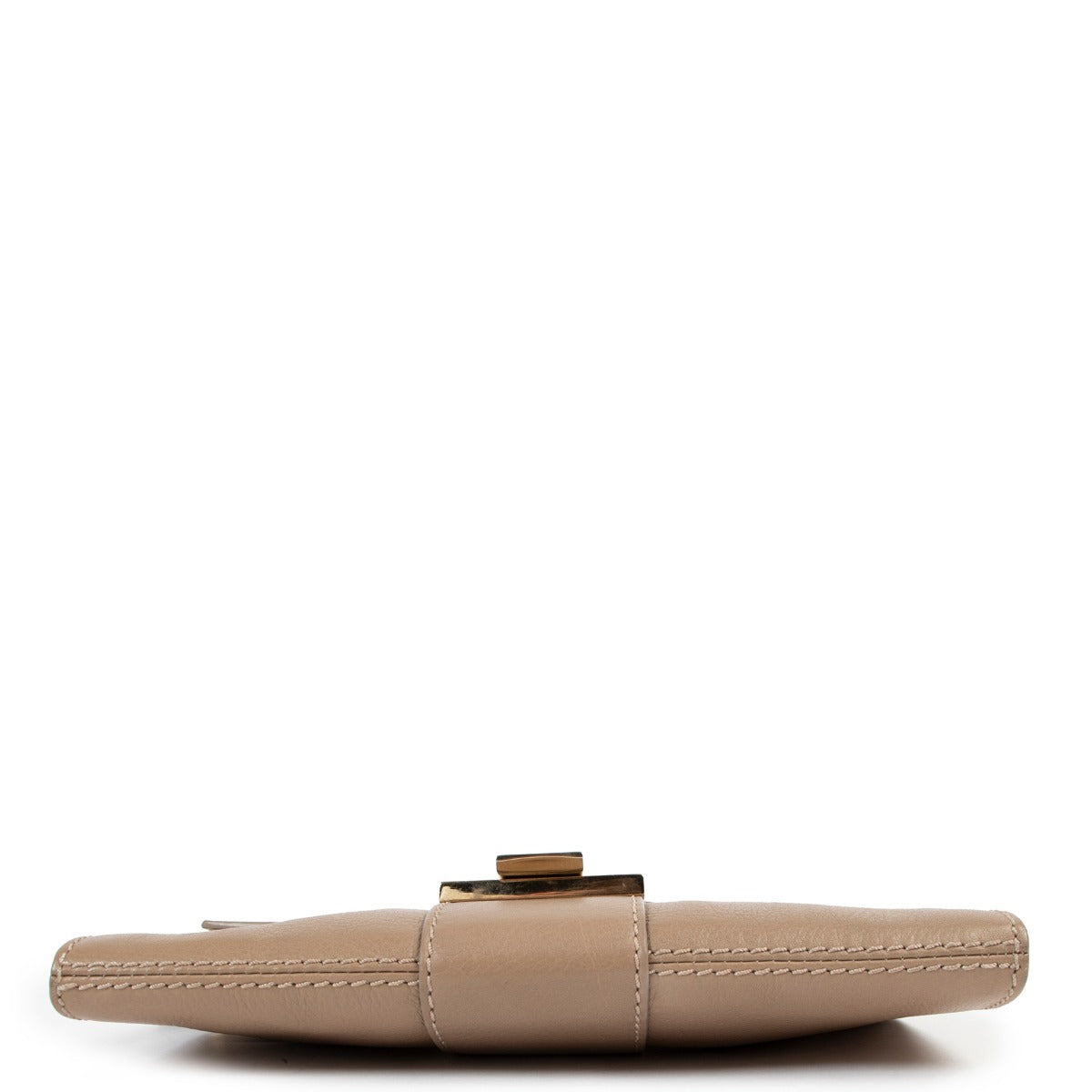 Shop safe online at Labellov in Antwerp this 100% authentic second hand Jimmy Choo Taupe Enveloppe Clutch
