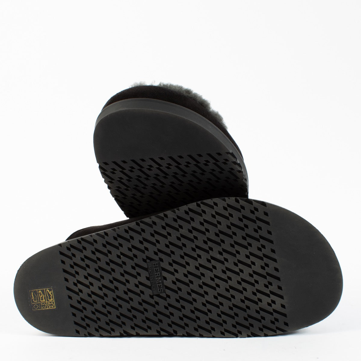 Authentic second handHermès Black Go Mules - Size 39 on Labellov.com