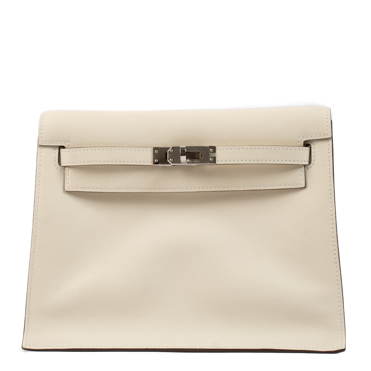 Hermès HSS Kelly Danse Nata/Cactus Swift PHW for the best price at Labellov secondhand luxury in Antwerp and Knokke. We buy and sell your preloved and brand new designer bags.