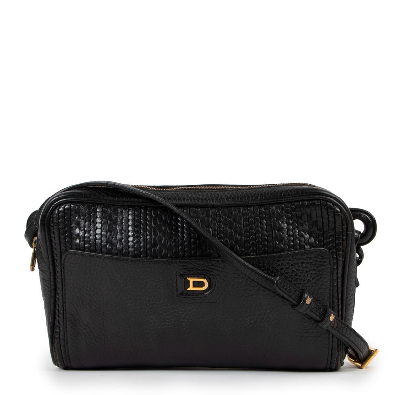 Shop safe online at Labellov in Antwerp this 100% authentic second hand Delvaux Black Toile De Cuir Crossbody