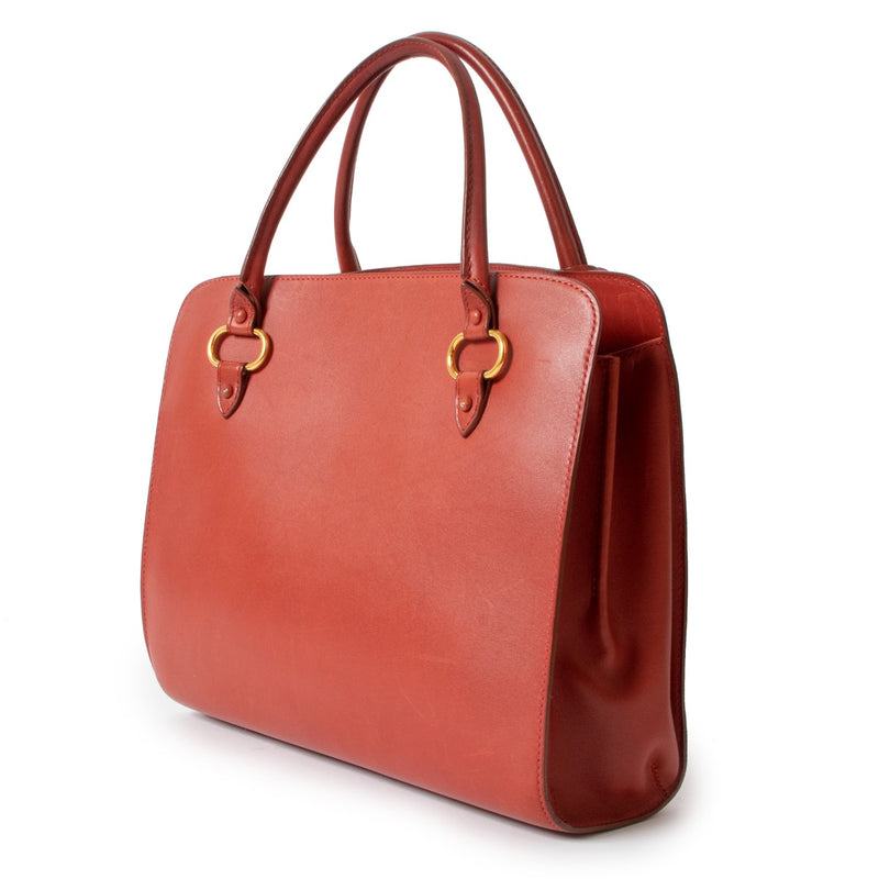 Shop second hand authentic designer vintage Delvaux Red Leather Tote Bag at Labellov.