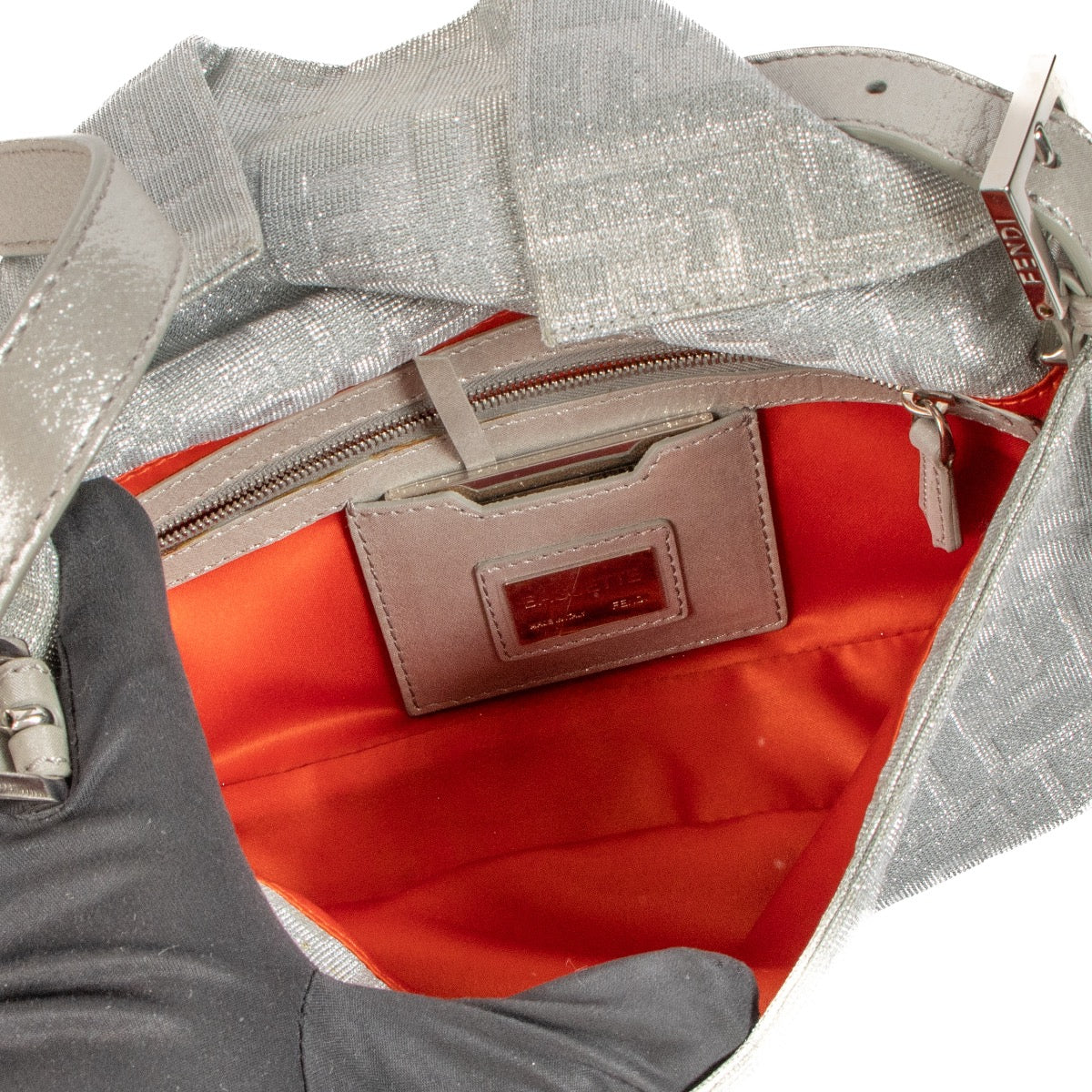 Shop safe online at Labellov in Antwerp, Brussels and Knokke this 100% authentic second hand Fendi Silver Crystal Embellished Baguette Shoulder Bag