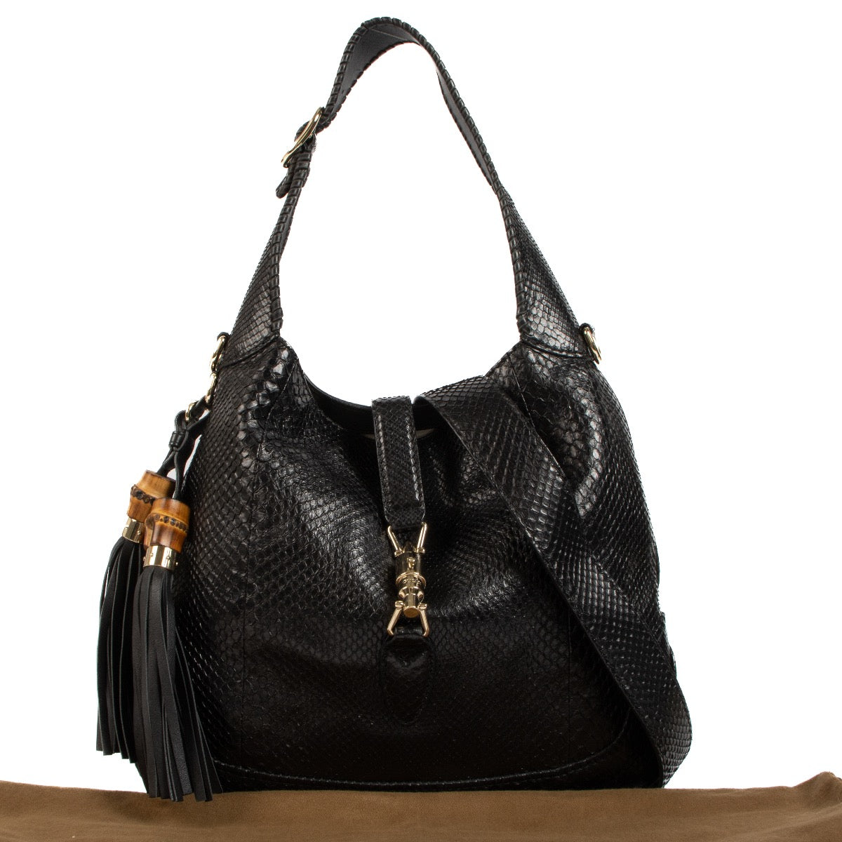 Shop safe online at Labellov in Antwerp, Brussels and Knokke this 100% authentic second hand Gucci Black Python New Jackie Hobo Shoulder Bag