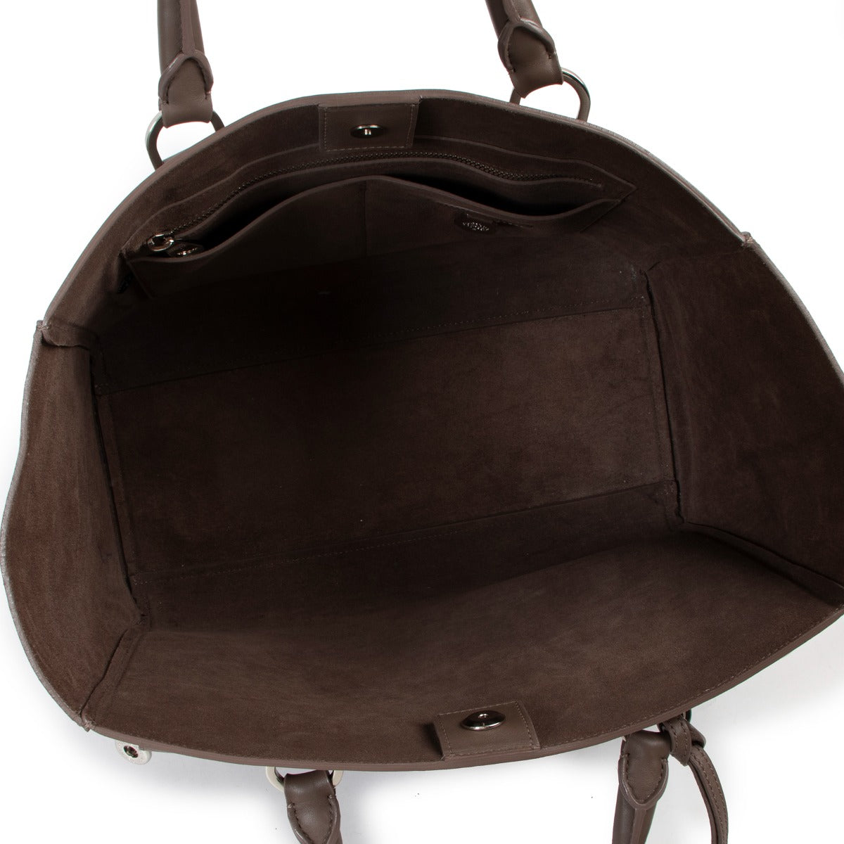 Shop now your favorite 100% authentic Mulberry handbags, at Labellov.