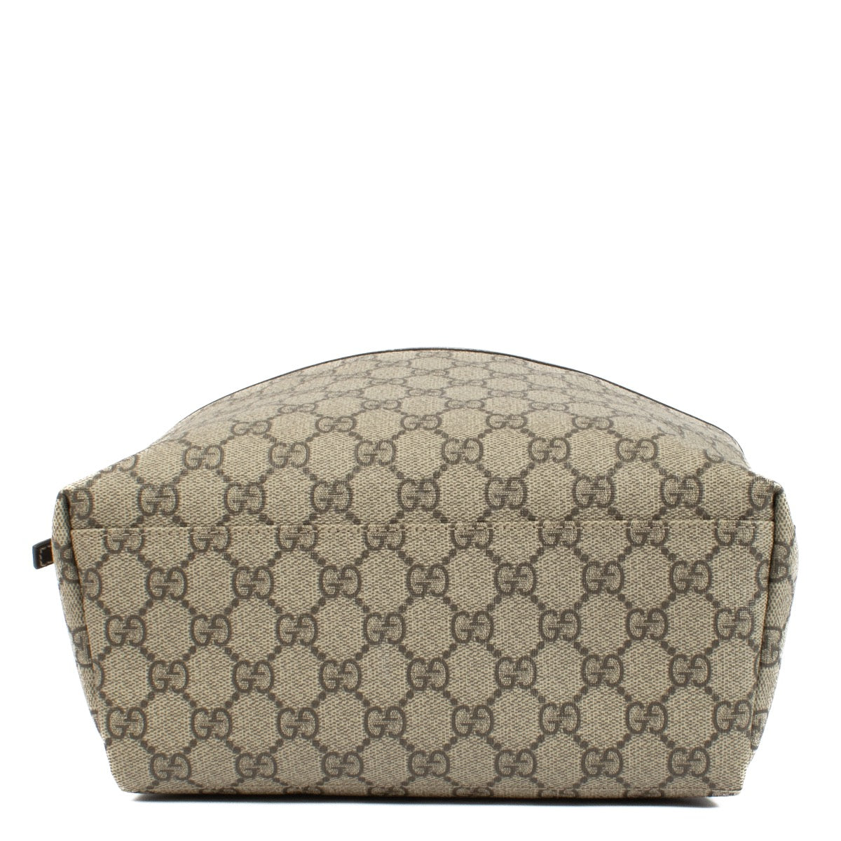 Shop safe online at Labellov in Antwerp, Brussels and Knokke this 100% authentic second hand Gucci Children's GG Backpack. Veilig online tweedehands authentieke Gucci Children's GG rugzak kopen bij Labellov.