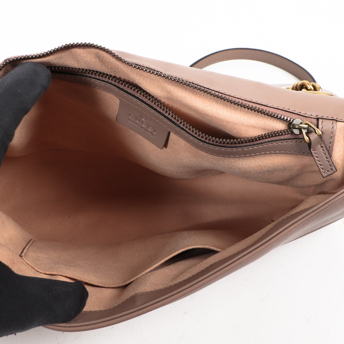 Sac à bandoulière matelassé moyen GG Marmont de Gucci
