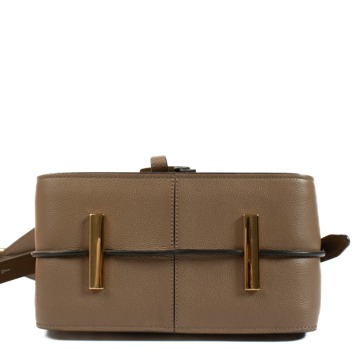 Discover the Tod's Brown T Classic Mini Shoulder Bag, a timeless accessory that combines style and functionality. Available now at Labellov.