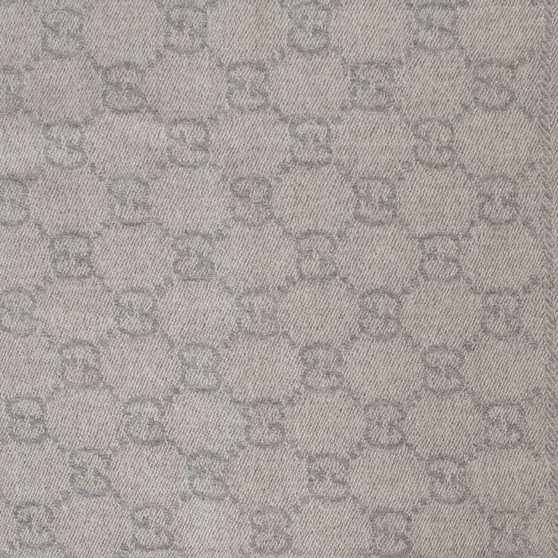 Shop safe online at Labellov this 100% authentic second hand Gucci Grey Wool Monogram Scarf