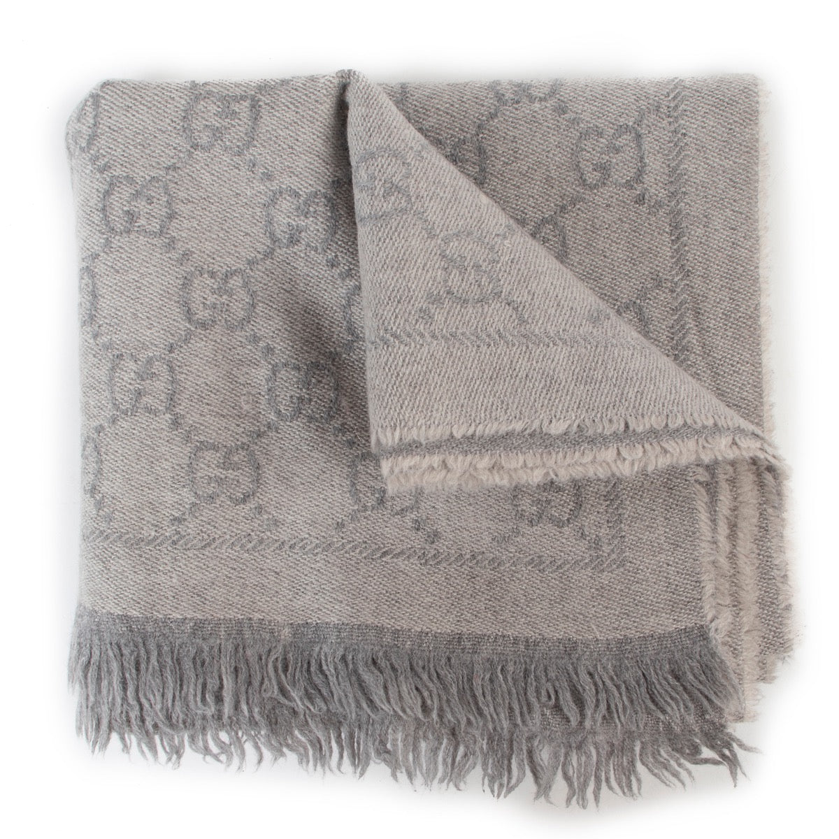 Shop safe online at Labellov this 100% authentic second hand Gucci Grey Wool Monogram Scarf