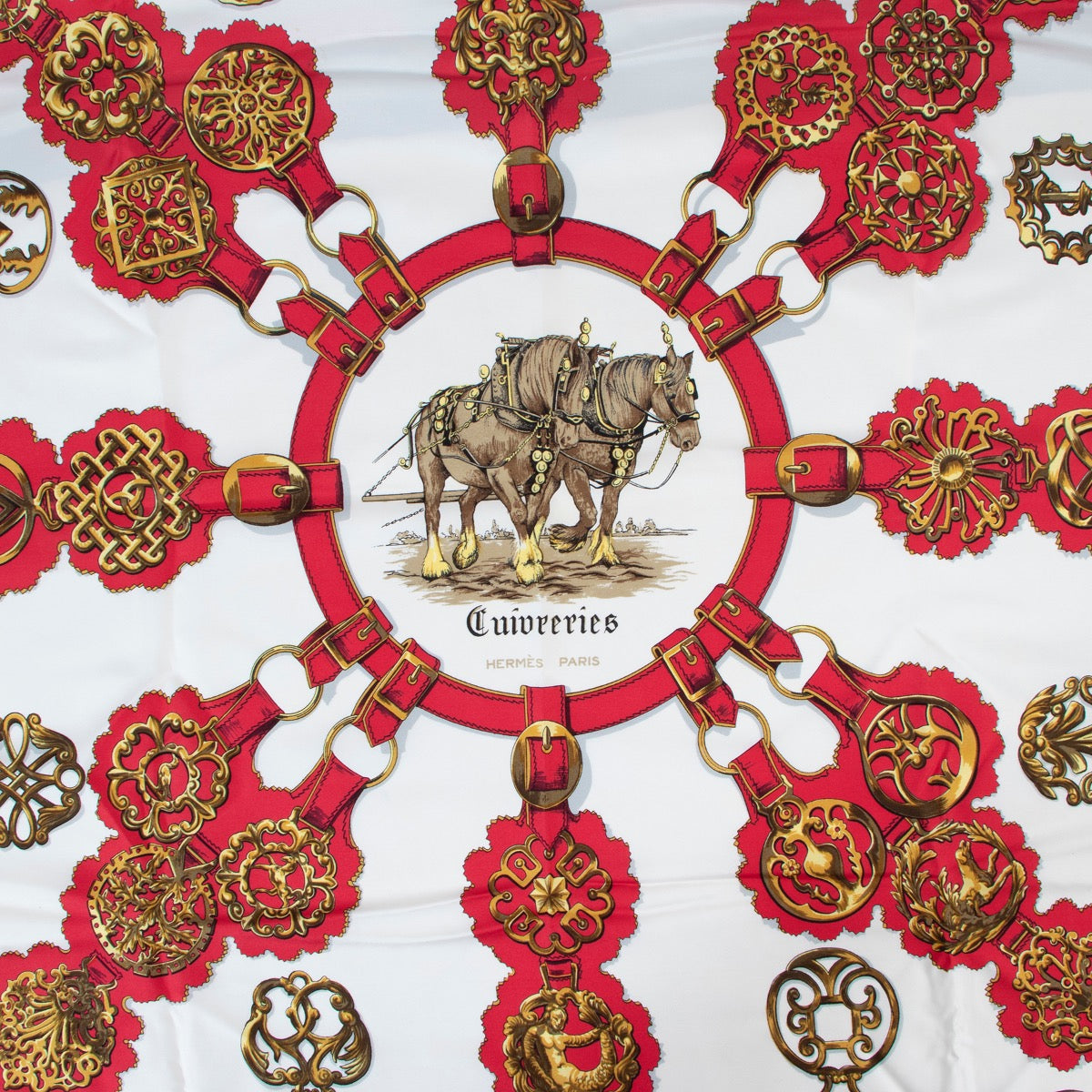 Shop safe online at Labellov in Antwerp this 100% authentic second hand Hermès Multicolor Silk Cuiveries Scarf