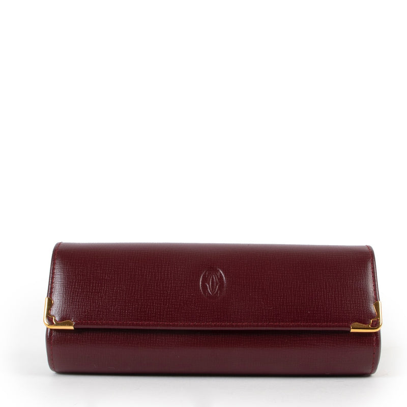 Shop safe online at Labellov in Antwerp this 100% authentic second hand cartier Burgundy Leather Glasses Case