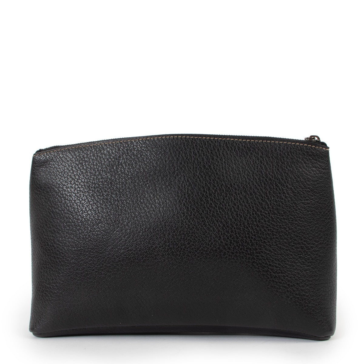Shop safe online at Labellov in Antwerp this 100% authentic second hand Deux De Delvaux Black Clutch