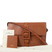 Shop safe online at Labellov in Antwerp this 100% authentic second hand Delvaux Cognac Leather Promesse Crossbody Bag in very good condition.