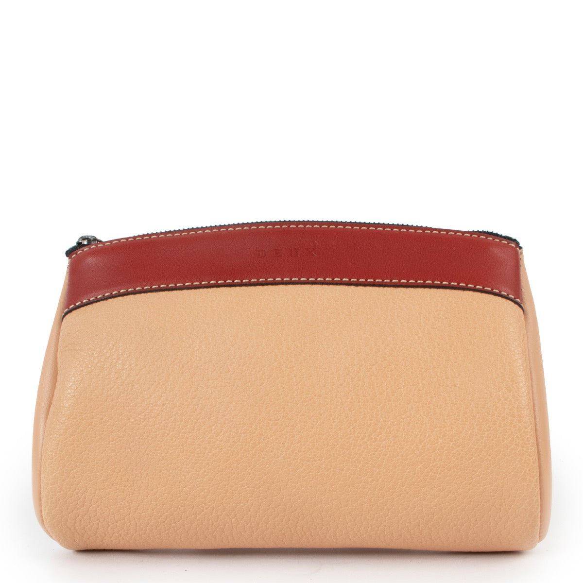 Shop safe online at Labellov in Antwerp this 100% authentic second hand Deux De Delvaux Nude Clutch