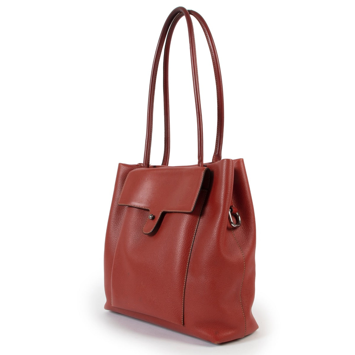 Shop safe online at Labellov in Antwerp this 100% authentic second hand Deux De Delvaux Red Shoulder Bag