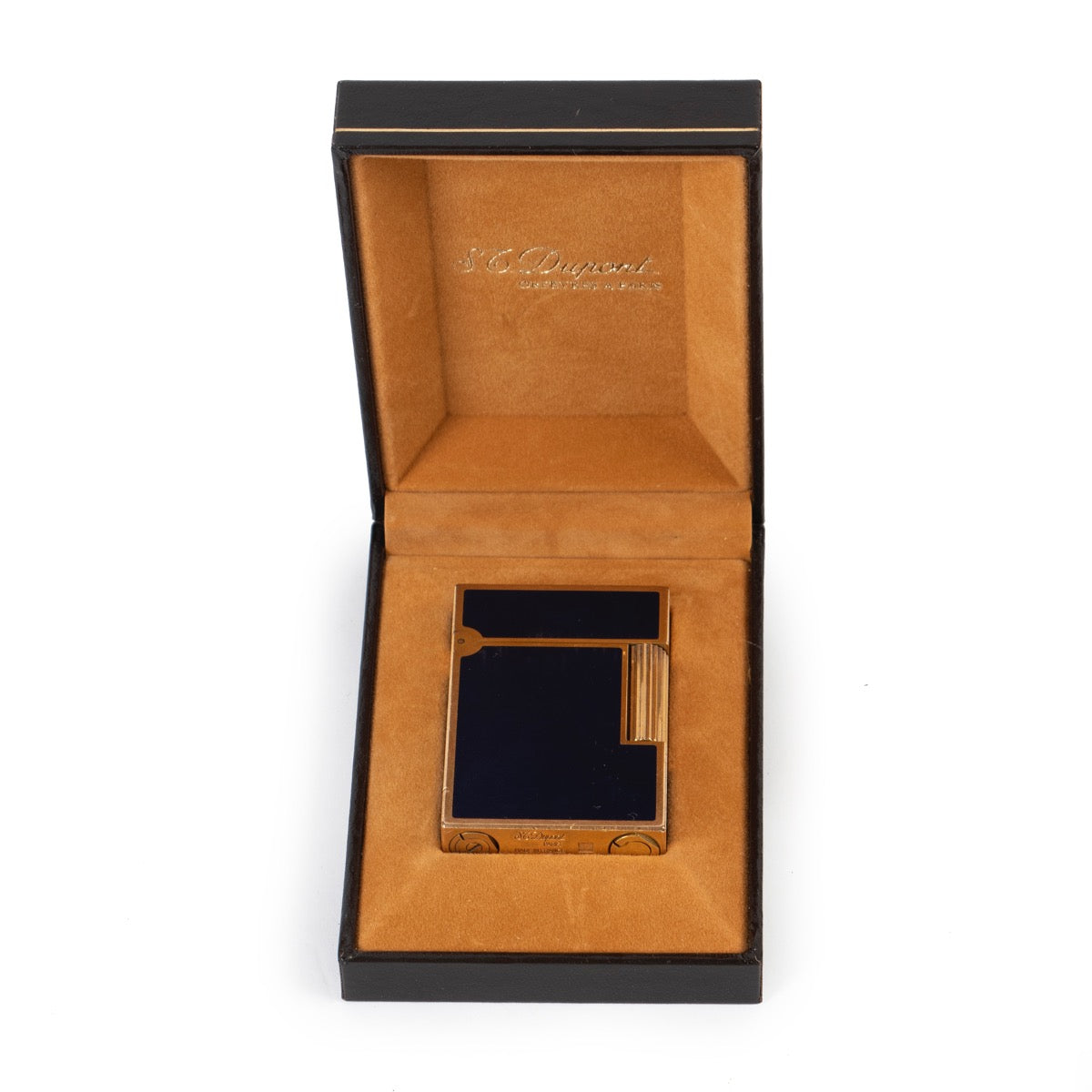 Shop safe online at Labellov in Antwerp this 100% authentic second hand Dupont Dark Blue Lighter