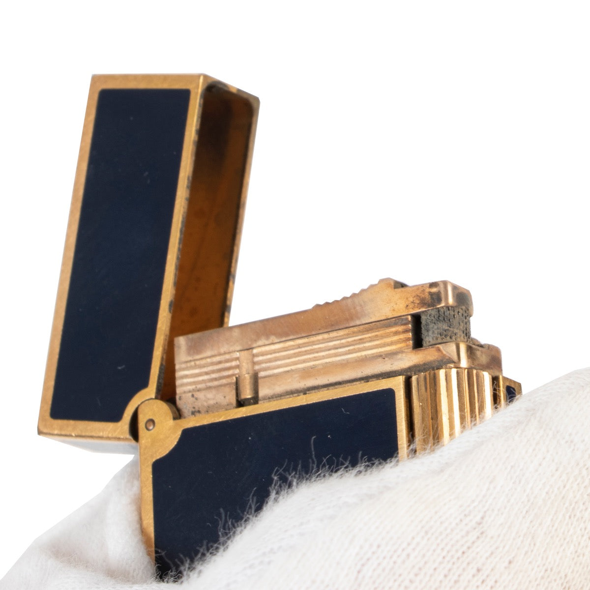 Shop safe online at Labellov in Antwerp this 100% authentic second hand Dupont Dark Blue Lighter