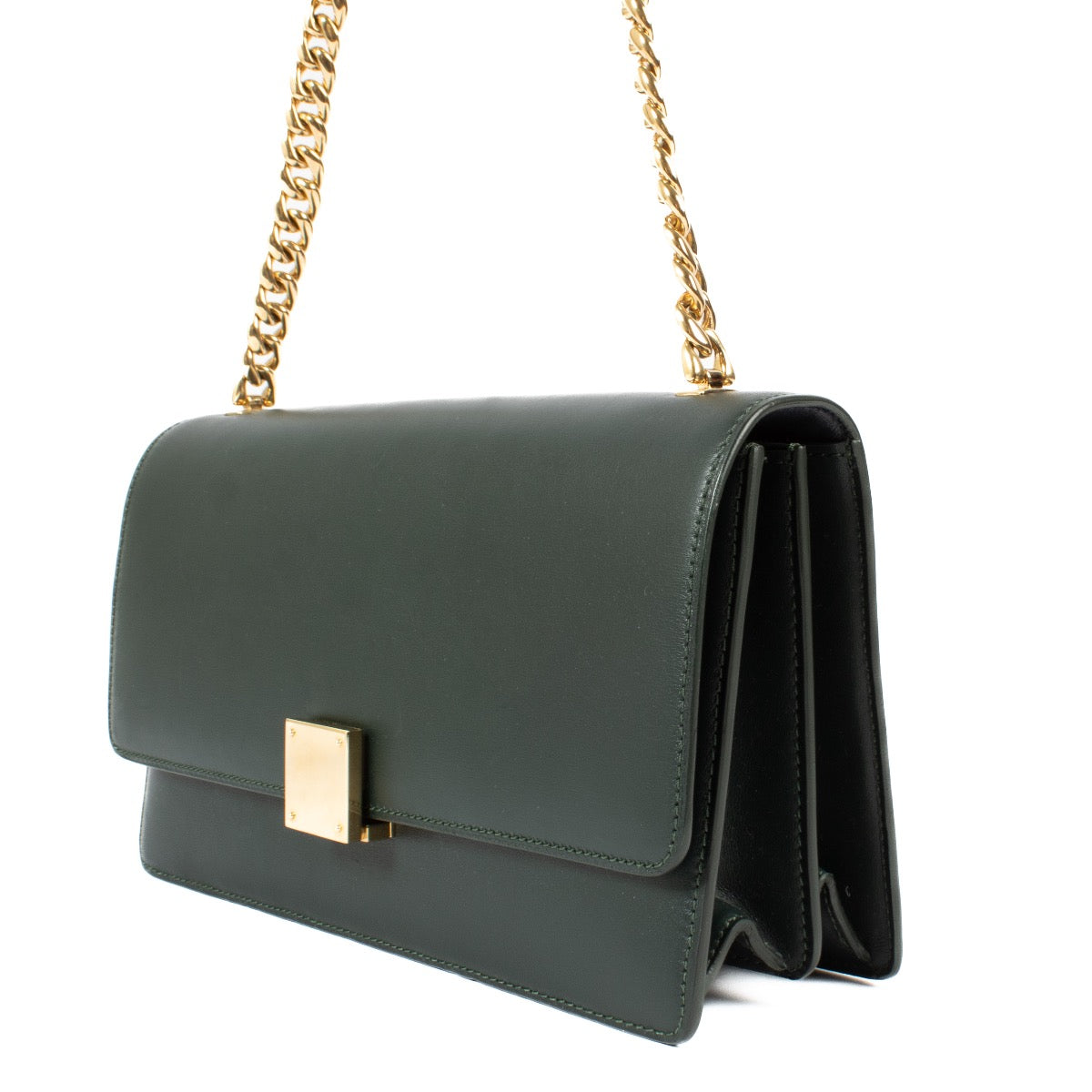 Shop safe online at Labellov in Antwerp Brussels and Knokke this 100% authentic second hand Celine Dark Green Classic Box East West Chain Bag.