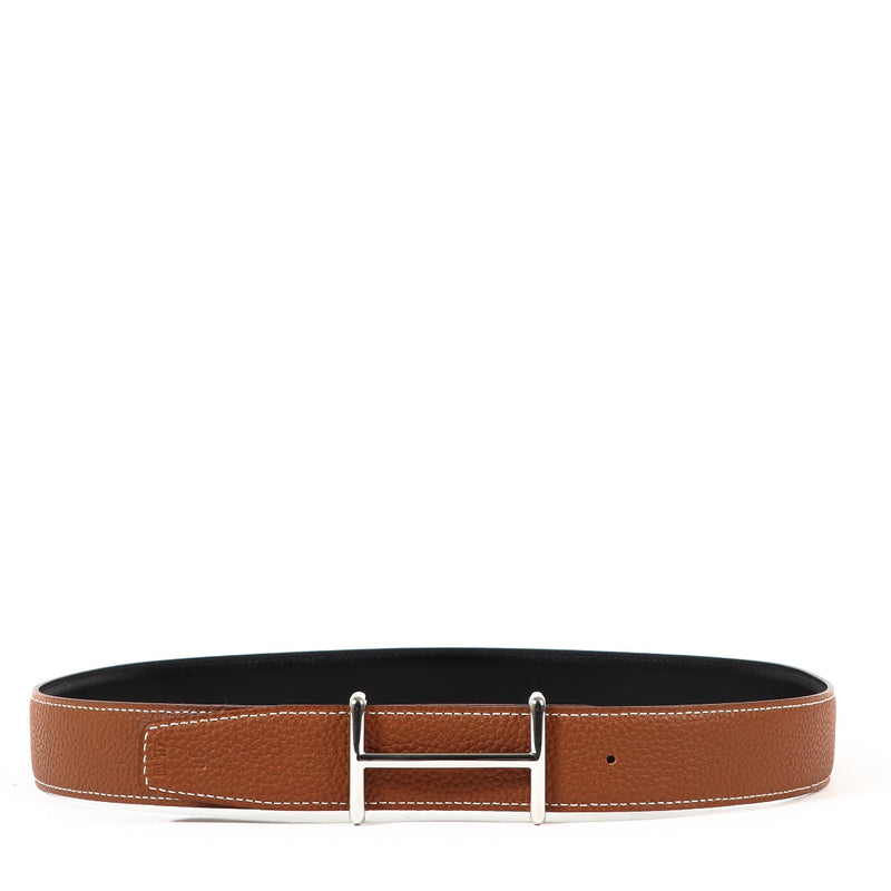Shop safe online at Labellov in Antwerp, Knokke or Brussels this 100% authentic second hand Hermès Gold and Black Reversible Belt - size 85