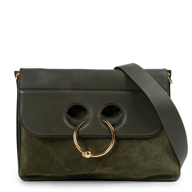 JW Anderson Pierce Khaki Suède Schoudertas