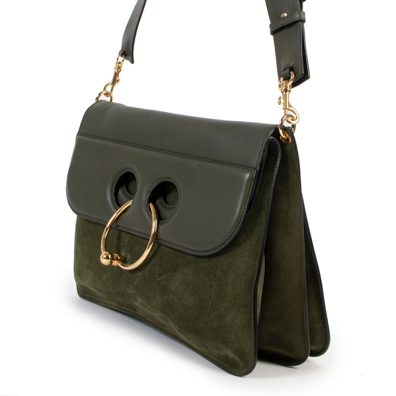JW Anderson Pierce Khaki Suède Schoudertas