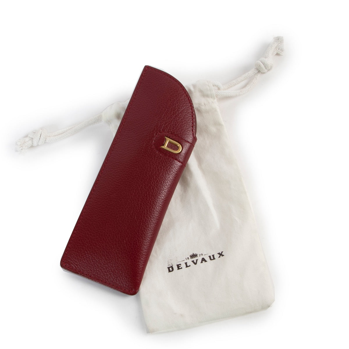 Shop safe online at Labellov in Antwerp this 100% authentic second hand Delvaux Burgundy Glasses Case in very good excellent condition.